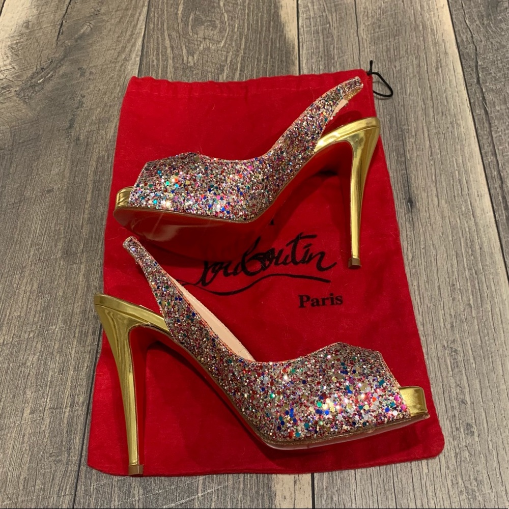 Christian Louboutin gold glitter no prive heels